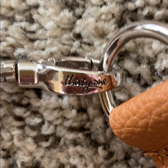 Thirty-one Caramel Vinyl Shoulder Bag - Picture 3 of 5